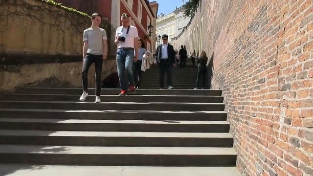 Стас и Хана, Prague Digest 1 смотреть онлайн