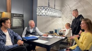 О чем думают покупатели? Интервью с потенциальным покупателем на дне открытых дверей.