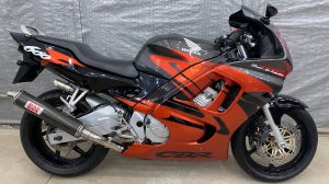 Осмотр Honda CBR600F3 (1999)