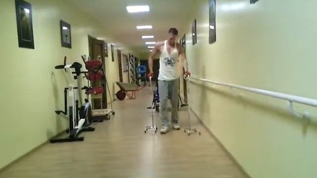 Первые шаги без ортезов. Валерий Таганов
