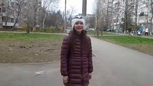 УРОК КАТАНИЯ НА СКЕЙТЕ !!!! СРАЗУ НАУЧИЛАСЬ!!!