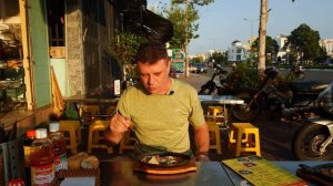 Обзор Bò Né 3 Ngon. Топовая забегаловка с говядиной!