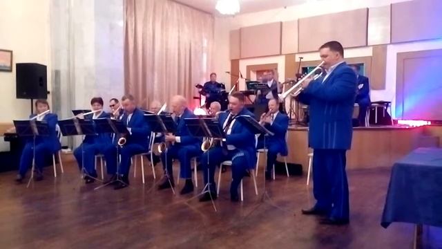 ОРКЕСТР ЭСТРАДНОЙ И ДУХОВОЙ МУЗЫКИ ДК БАЗ, Краснотурьинск,Свердловская обл. смотреть онлайн