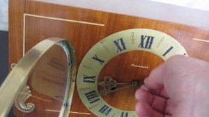 Часы настольные с боем Янтарь