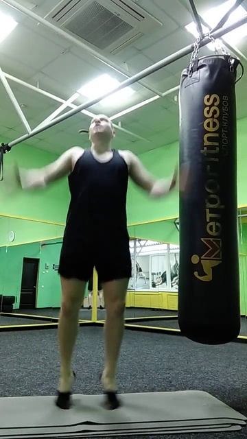 Jumping Jacks. Кардиотренировка. Фитнес. Аэробика. Кардио. Сжигание жира. Развитие выносливости.