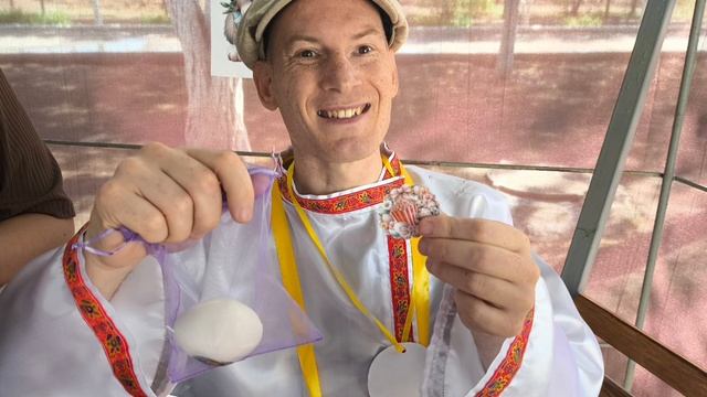 встречаем Пасху с милым зайкой смотреть онлайн