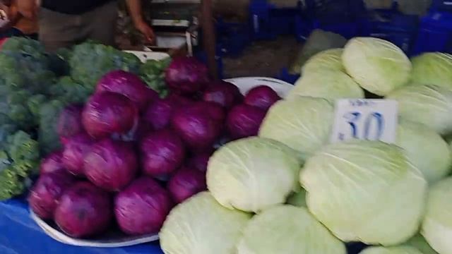 АНТАЛЬЯ. ЗАПРЕЩЕНО ХОДИТЬ НА БАЗАР БЕЗ ТАЧКИ!!!! КОМУ БАКЛАЖАНЫ, А КОМУ-ТО ПУЗЫРИ))) смотреть онлайн