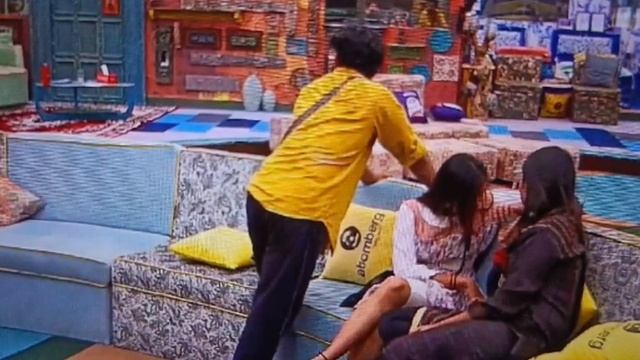 കിട്ടിയ അവസരം മുതലാക്കി ജാസ്മിൻ😯😯😯 പറഞ്ഞത് കേട്ടോ! ശ്രീതുവിനൊപ്പം ജാസ് BBMS6 Live #jasmin #sreethu смотреть онлайн