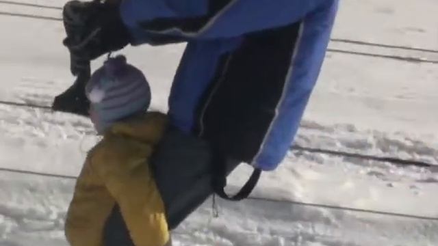 Амелия на горных лыжах в пансионате Восхода смотреть онлайн