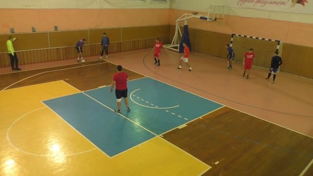 Комплекс [ 6 : 9 ] Злые Голуби смотреть онлайн