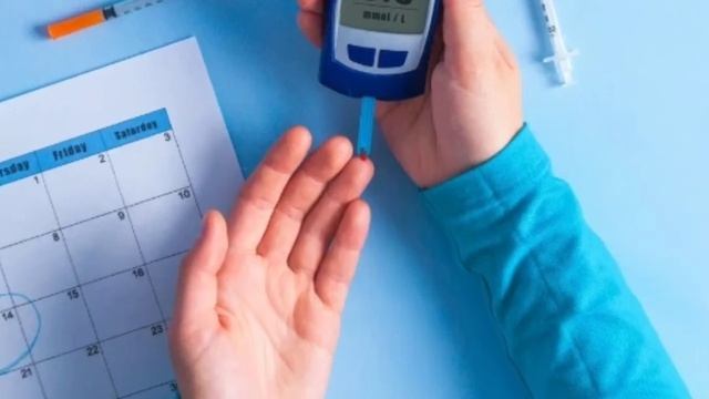 Уже 10 день окунаю ноги в ЯБЛОЧНЫЙ УКСУС результат просто удивил... смотреть онлайн