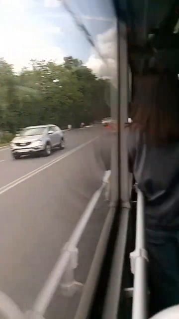 еду в автобусе в отель яхонты( начало просто кринж) смотреть онлайн