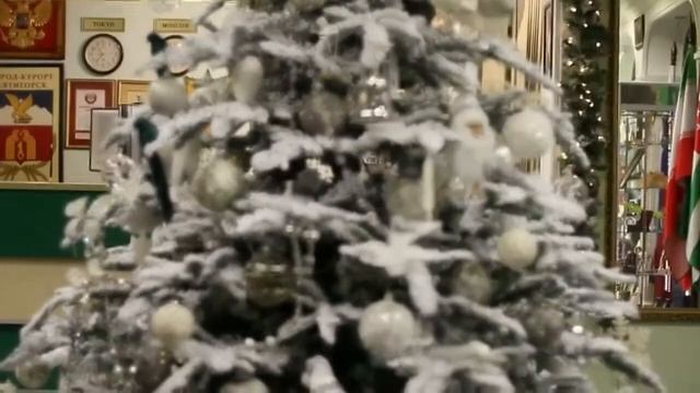 Новый год смотреть онлайн