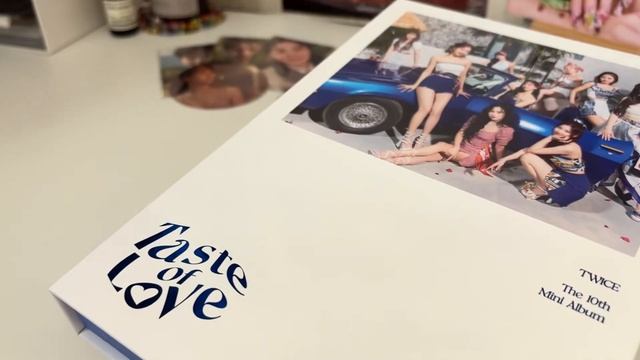 Распаковка twice taste of love, whit you и немного карт woozi смотреть онлайн