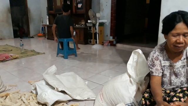 ALAT PEMIPIL JAGUNG PAKAI MESIN BEKAS POMPA AIR ,,HASIL NYA CEPAT & NGK RIBET