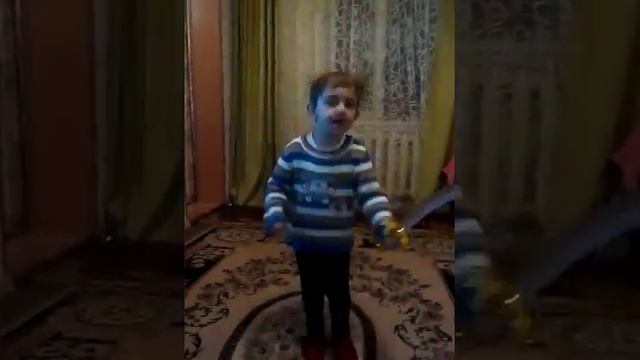 Доки мама не прийшла смотреть онлайн