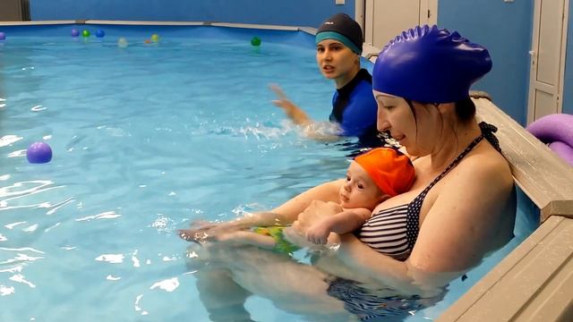 Семён В. Тула 2019 бассейн VID 20190510 132126 смотреть онлайн