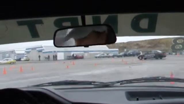 Driftcourse with BMW 325 E30 @ zandvoort + Crash смотреть онлайн