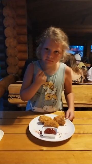 #едаялюблютебя #отпуск #ляляля #крым #еда #феодосия смотреть онлайн