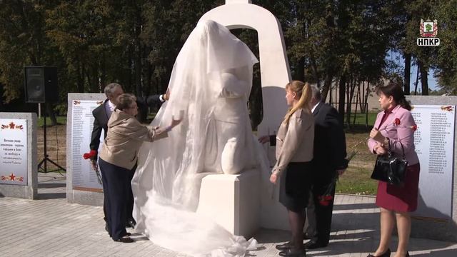 Сквер досуга и отдыха и народный памятник в Красном Маяке смотреть онлайн