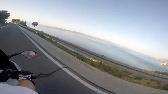 Хорватия, поездка на пляж на мотоцикле. смотреть онлайн