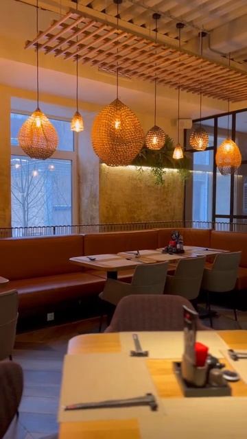 Пользуйтесь скидкой -20% в ресторанах Якитория #якитория #sushi #shortvideo #shorts #rolls #moscow смотреть онлайн