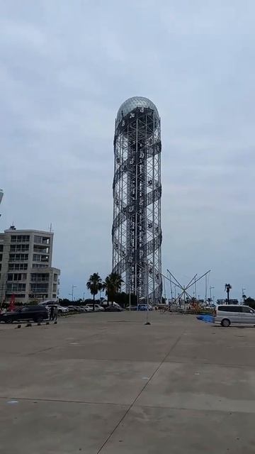 ресторан в Батуми, фасоль по 200 руб. и вид на море смотреть онлайн