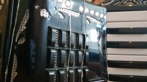 Черемуха, черемуха, ты смотришь мне во след