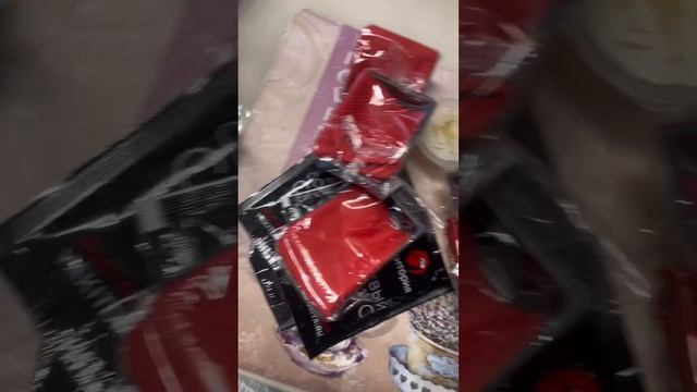 Обзор продуктов из Якитории. Задержали заказ? 🐾🥲❤️#якитория #суши #еда #обзорпокупок