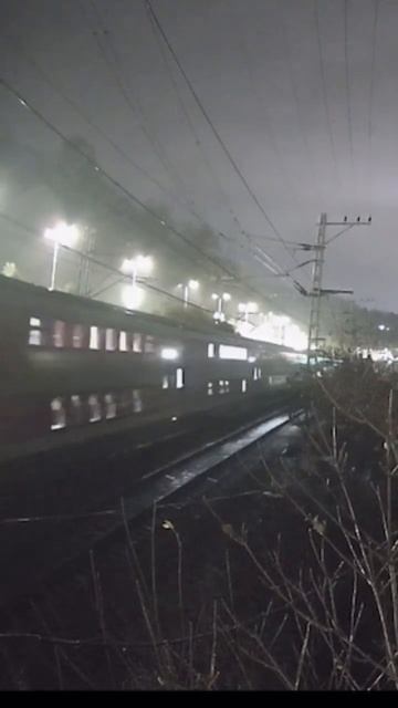 Электровоз 2ЭС4К С поездом Имеретинский Курорт-Москва смотреть онлайн