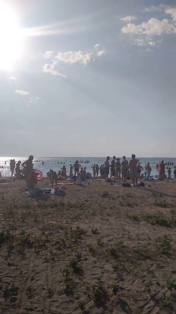 Пляж меляки,г.Ейск.10.07.2021.в районе 6 вечера смотреть онлайн