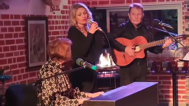 Галина, Катя и Борис Вайханские – Dis, quand reviendras tu? (Barbara) смотреть онлайн