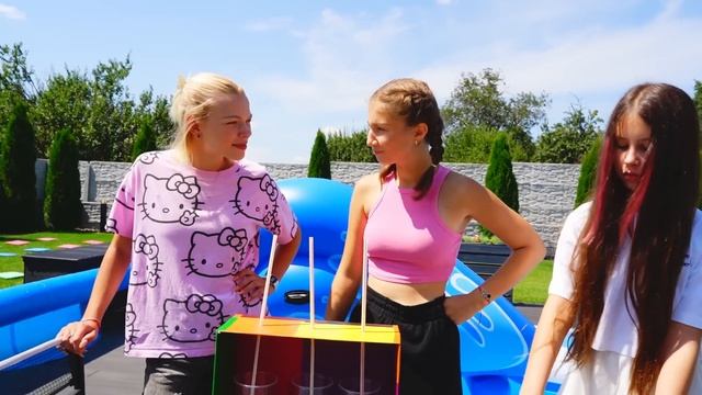 МАЛЬЧИКИ vs ДЕВОЧКИ! Устроили Олимпийские игры у себя дома! смотреть онлайн