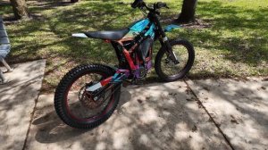 Обзор на электромотоцикл Talaria Sting R MX4 (копия Surron)