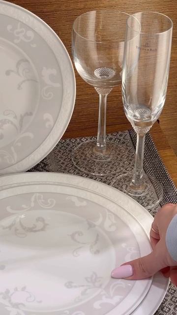 🤍Коллекция Gray Pearl в сочетании с бокалами Octavie выглядит благородно и утонченно. смотреть онлайн