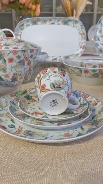 Красочный и Практичный сервиз "Том - Экзотические цветы" из Чехии смотреть онлайн