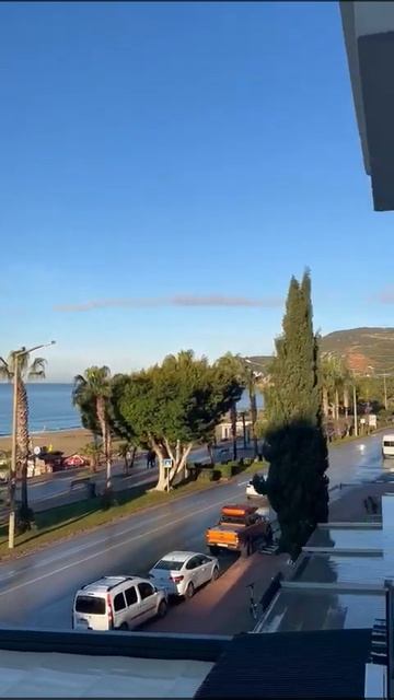 Alanya. Kleopatra life hotel (вид с балкона) смотреть онлайн