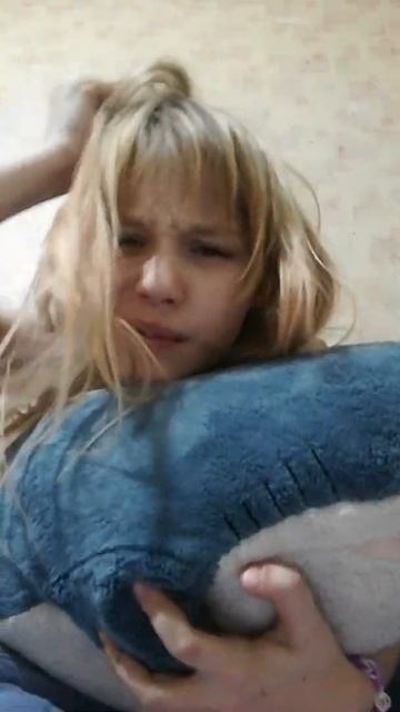 не спрашиваете что за брослет и что я накрала игрушкой я голая была смотреть онлайн