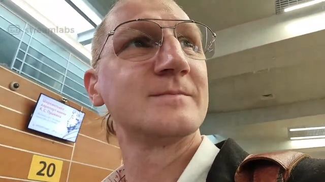 Еду в SVO смотреть онлайн