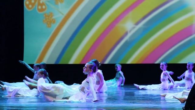 Театр танца «Радость» на сцене Кремля | "Прекрасное далёко" | Москва, ГКД смотреть онлайн