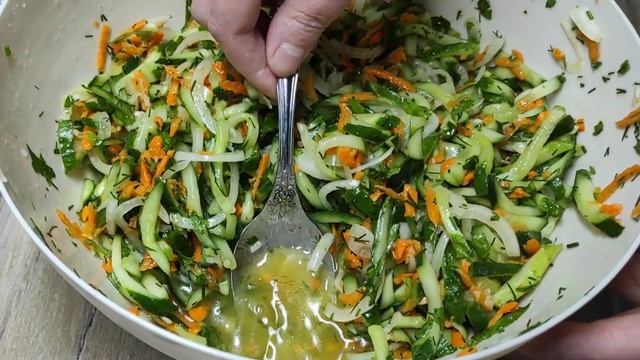 ПРОСТО ОТВАРИВАЮ ОГУРЦЫ. Закрываю по 50 банок и мало! Зимой огурцы не покупаю! Ароматный суп