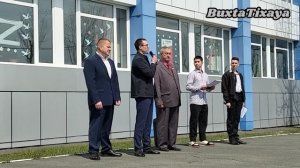 Открытие арт-объекта - ротор высокого давления турбины Р-80-115 с ТЭЦ-2 Владивосток.