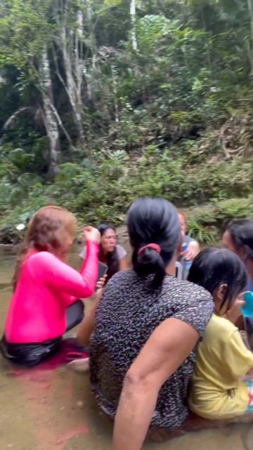 Tara ligo!Beat the heat of summer 🔥🏊♀️ #swimming #river #provincelife #bikol смотреть онлайн