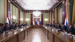 Михаил Мишустин провел переговоры со своим коллегой из Таджикистана