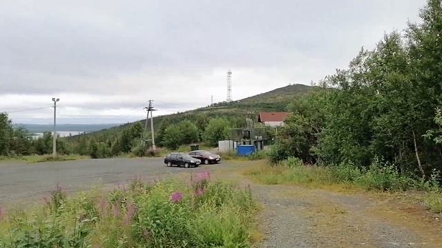 Горнолыжный комплекс Лопарьстан в Мончегорске. Гора Нюдуайвенч. 24.07.2023. смотреть онлайн