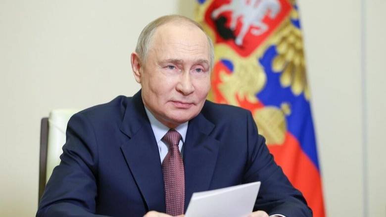 Опрос показал, сколько россиян доверяют Путину