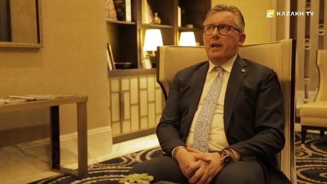 Лучано Соццо и Мохаммад Фазлул Хаке смотреть онлайн