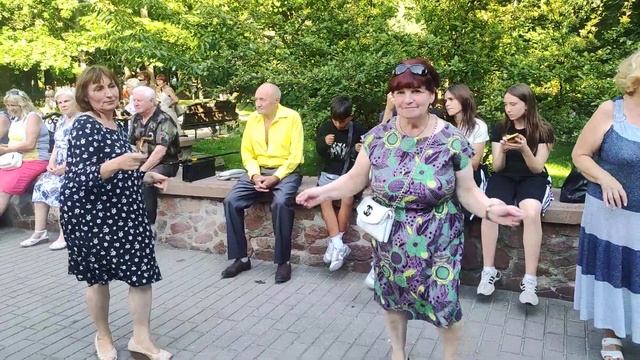 Про лето........06.08.23 Гомель парк Луначарского 🥰 смотреть онлайн