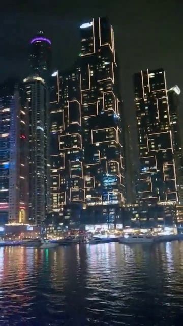 Ночной Дубай март 2023 смотреть онлайн