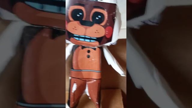 boneco fnaf 9 Montgomery gator смотреть онлайн